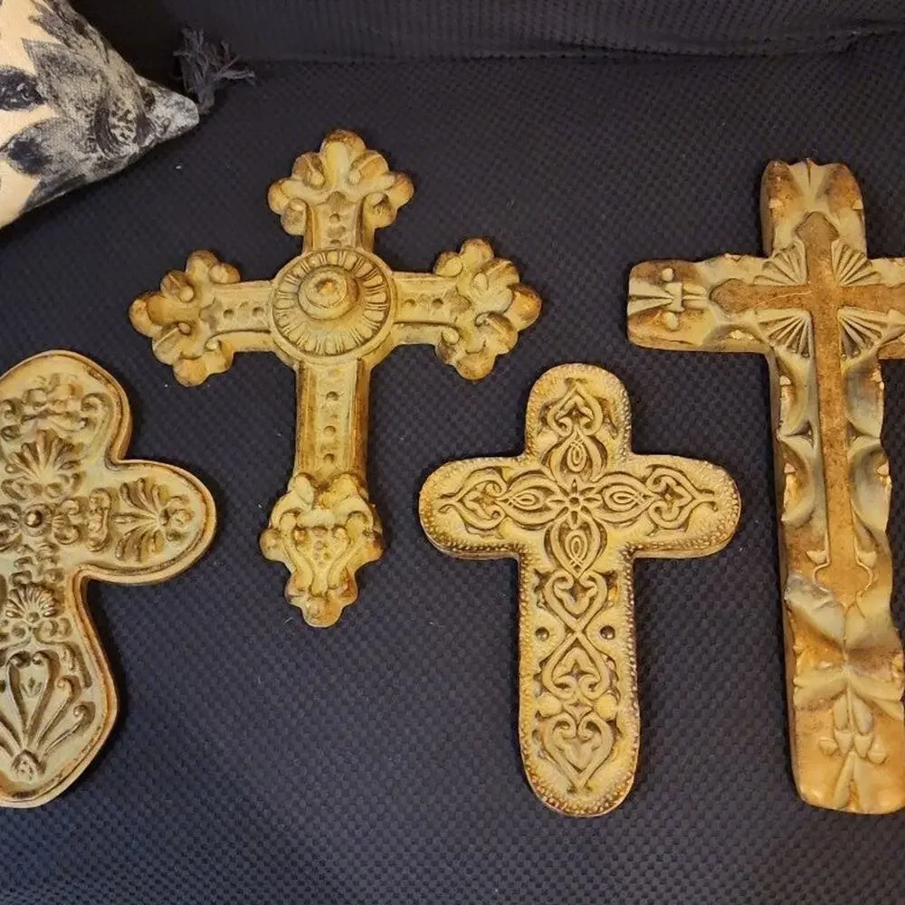 Crosses Set of 4 wall decor